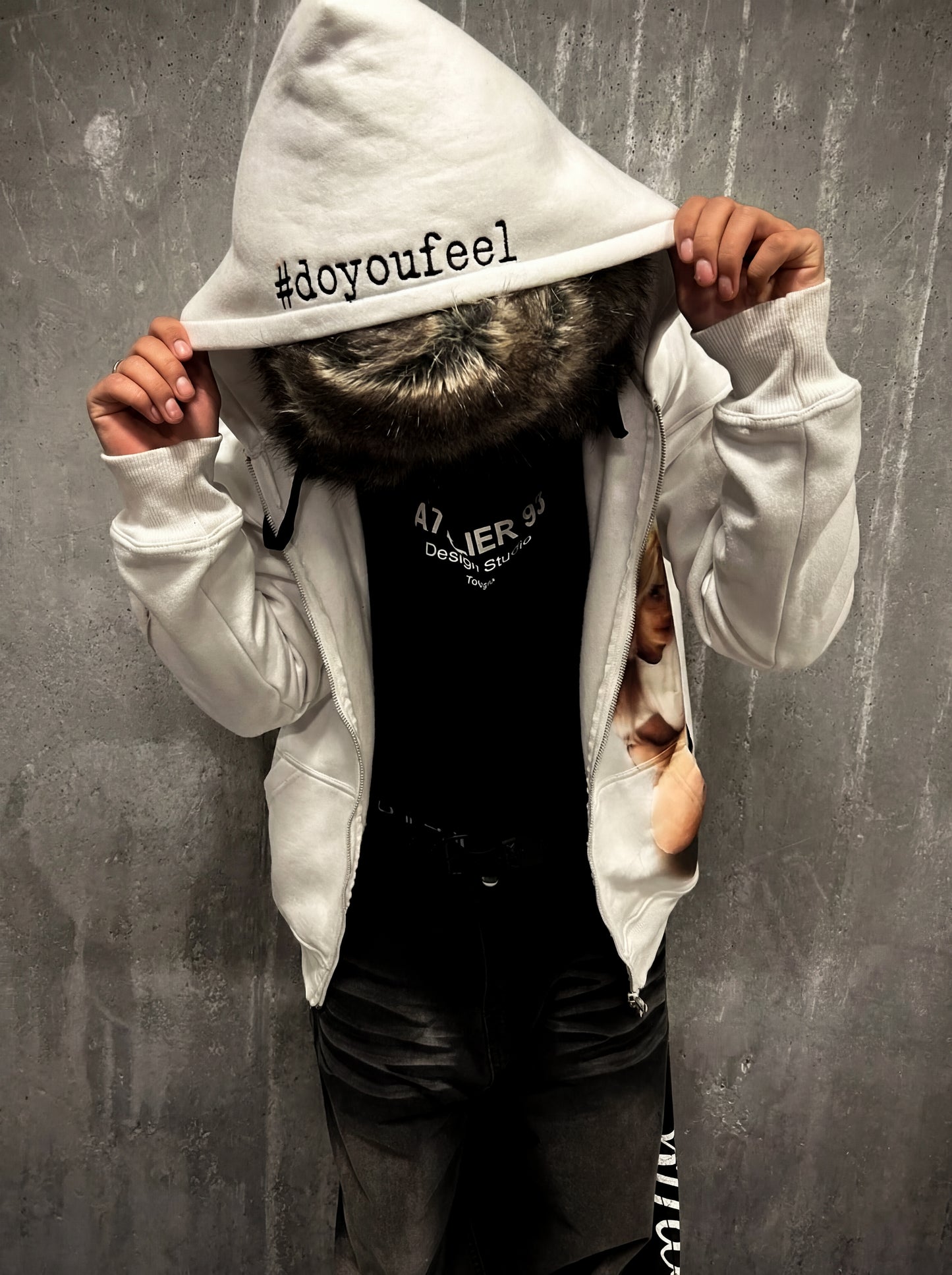 “Memories” zip up