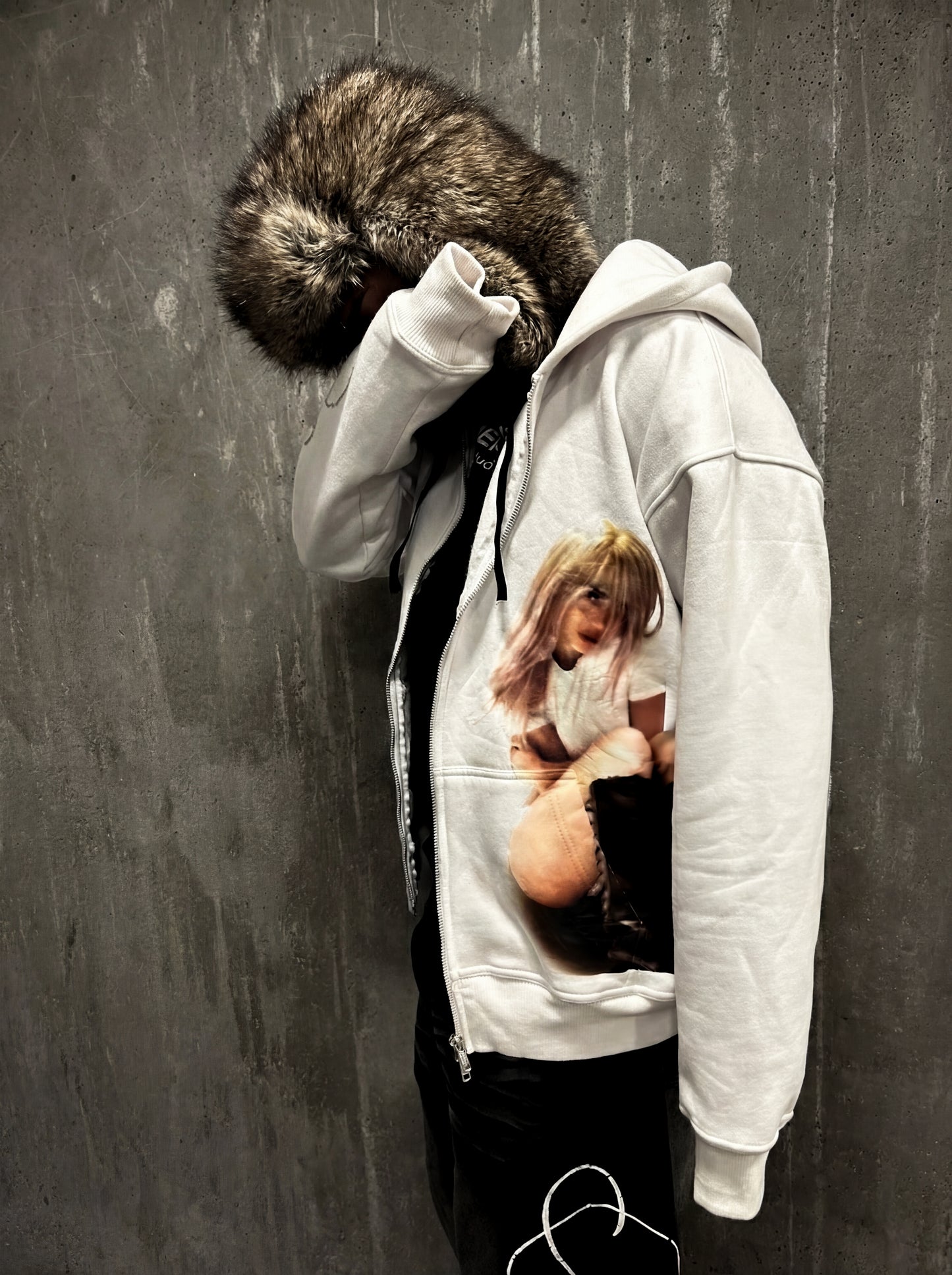 “Memories” zip up